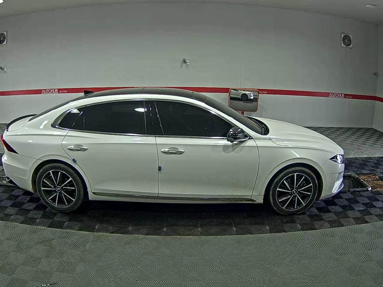 2022 - hyundai grandeur