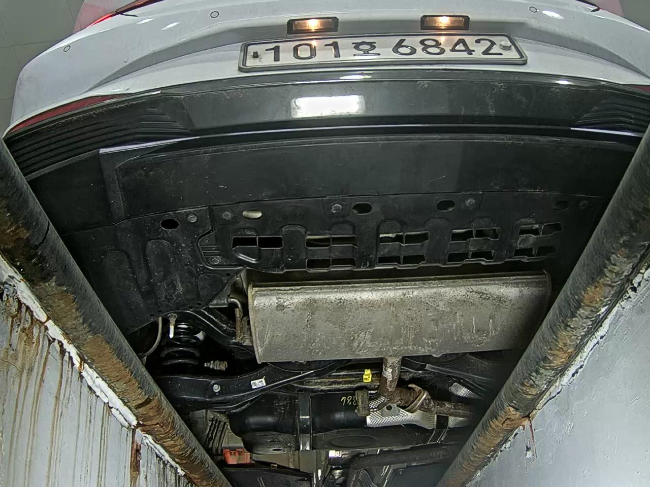Hyundai Elantra 2021 - Image 7