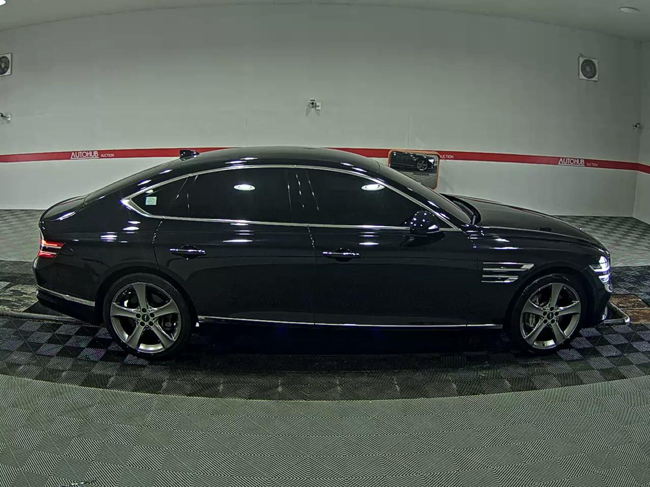 Hyundai Genesis 2021 - Image 3