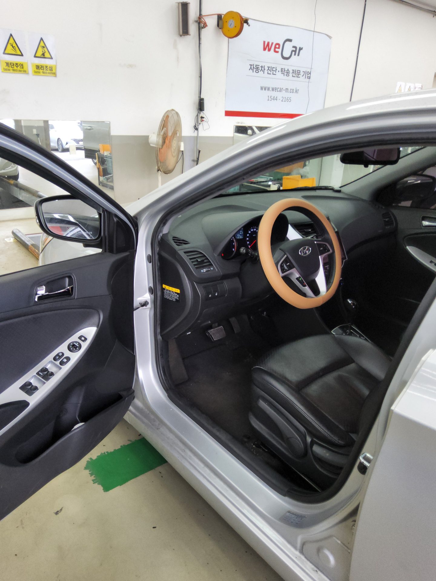 Hyundai Accent 2012 - Image 9