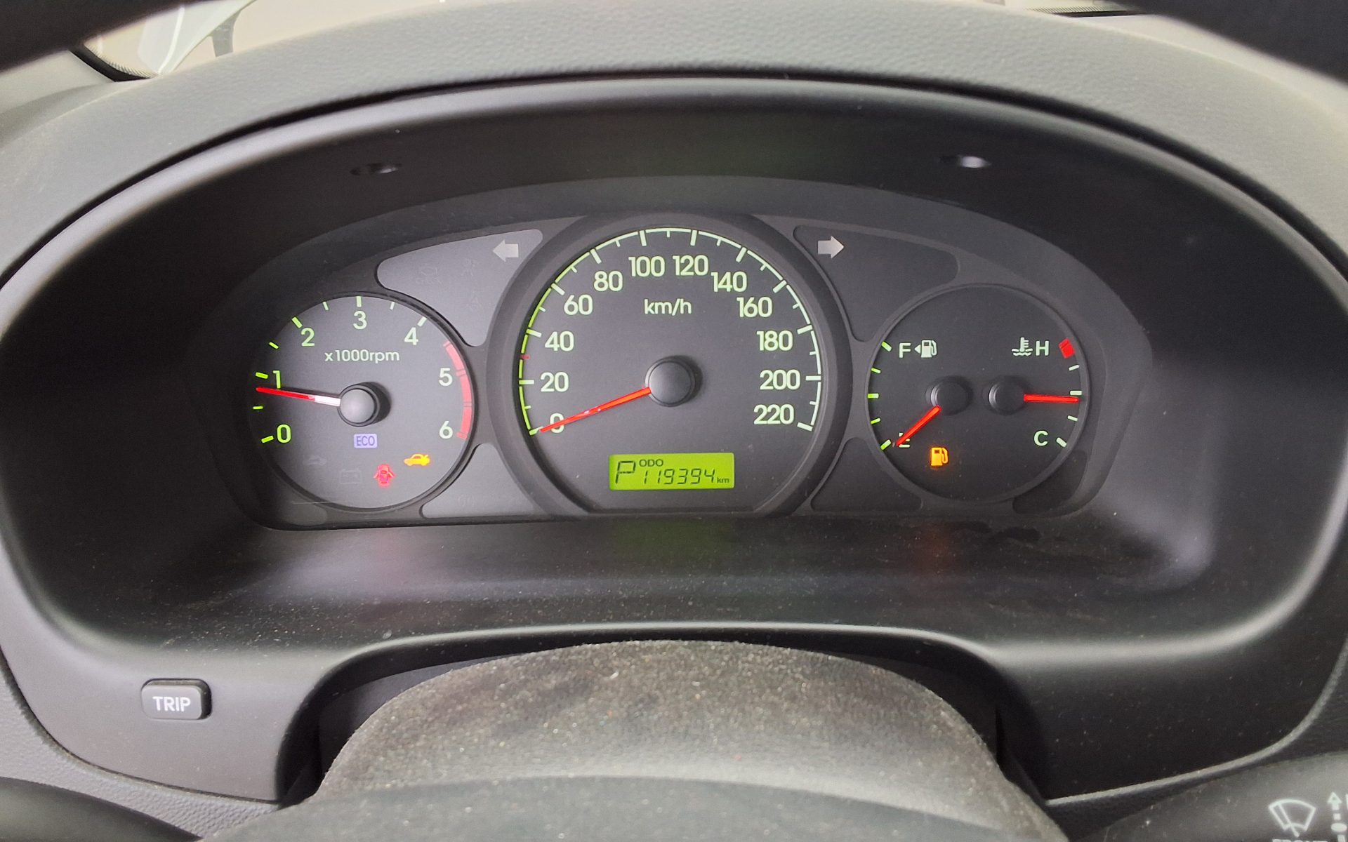 Hyundai Grand Starex 2012 - Image 8