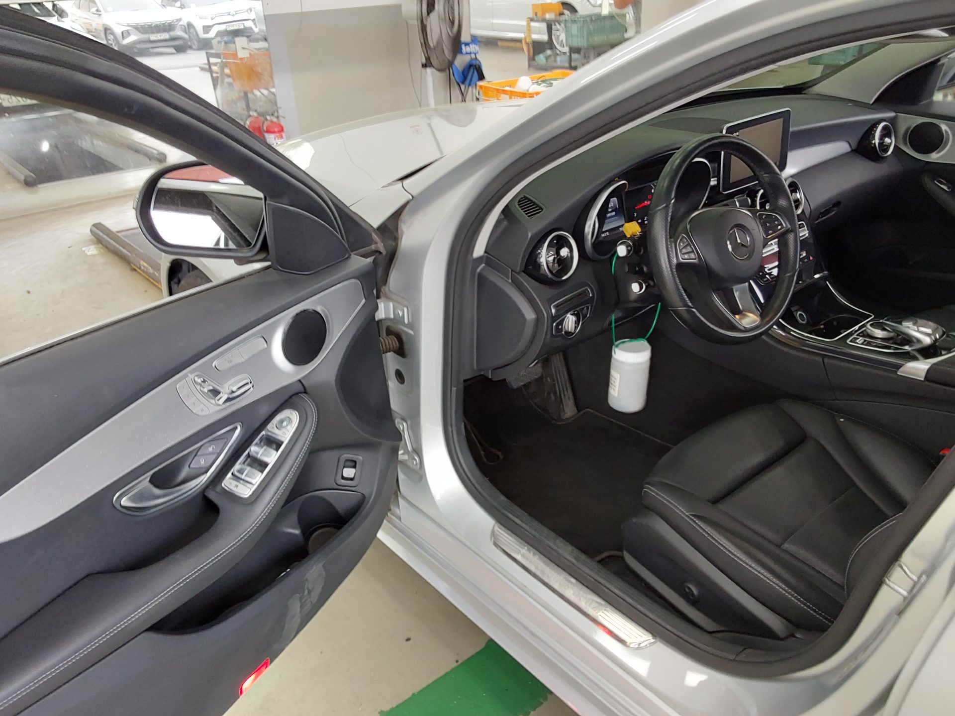 Mercedes-Benz C-Class - 9