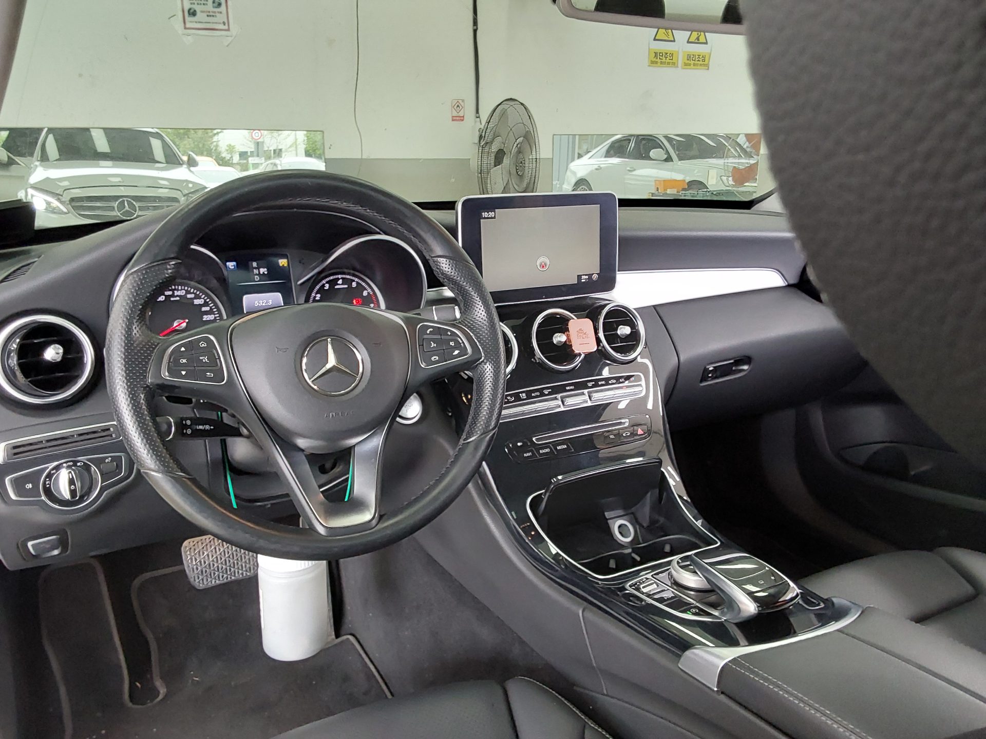 Mercedes-Benz C-Class - 10