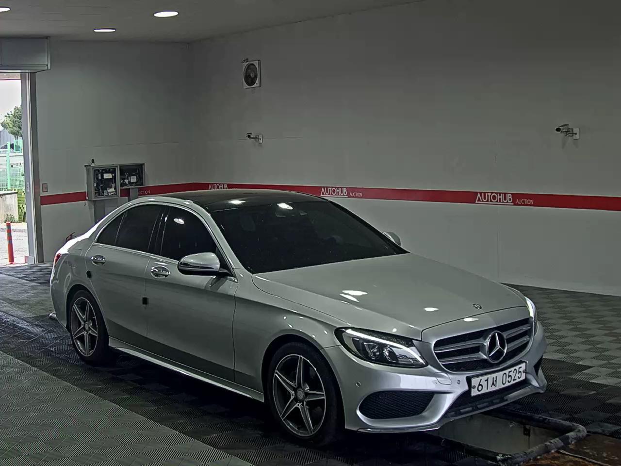 Mercedes-Benz C-Class - 2