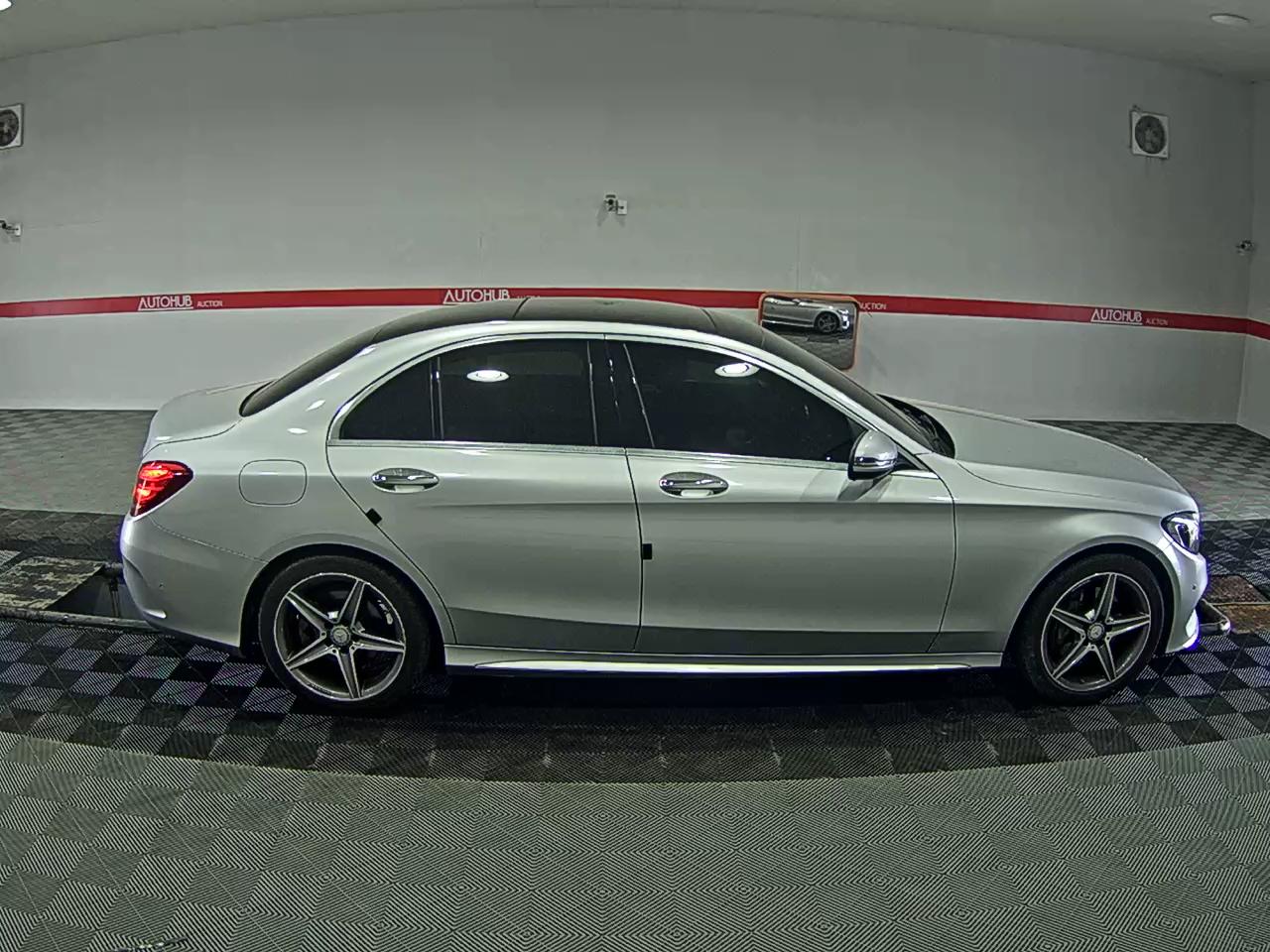 Mercedes-Benz C-Class - 3