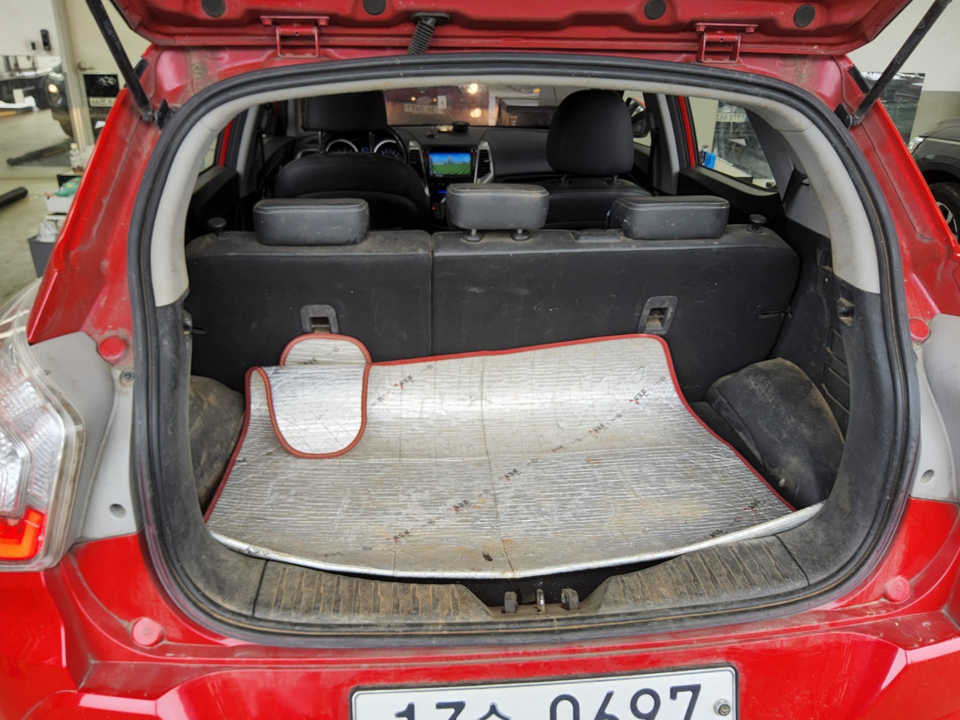 KG Mobility Tivoli 2016 - Image 14