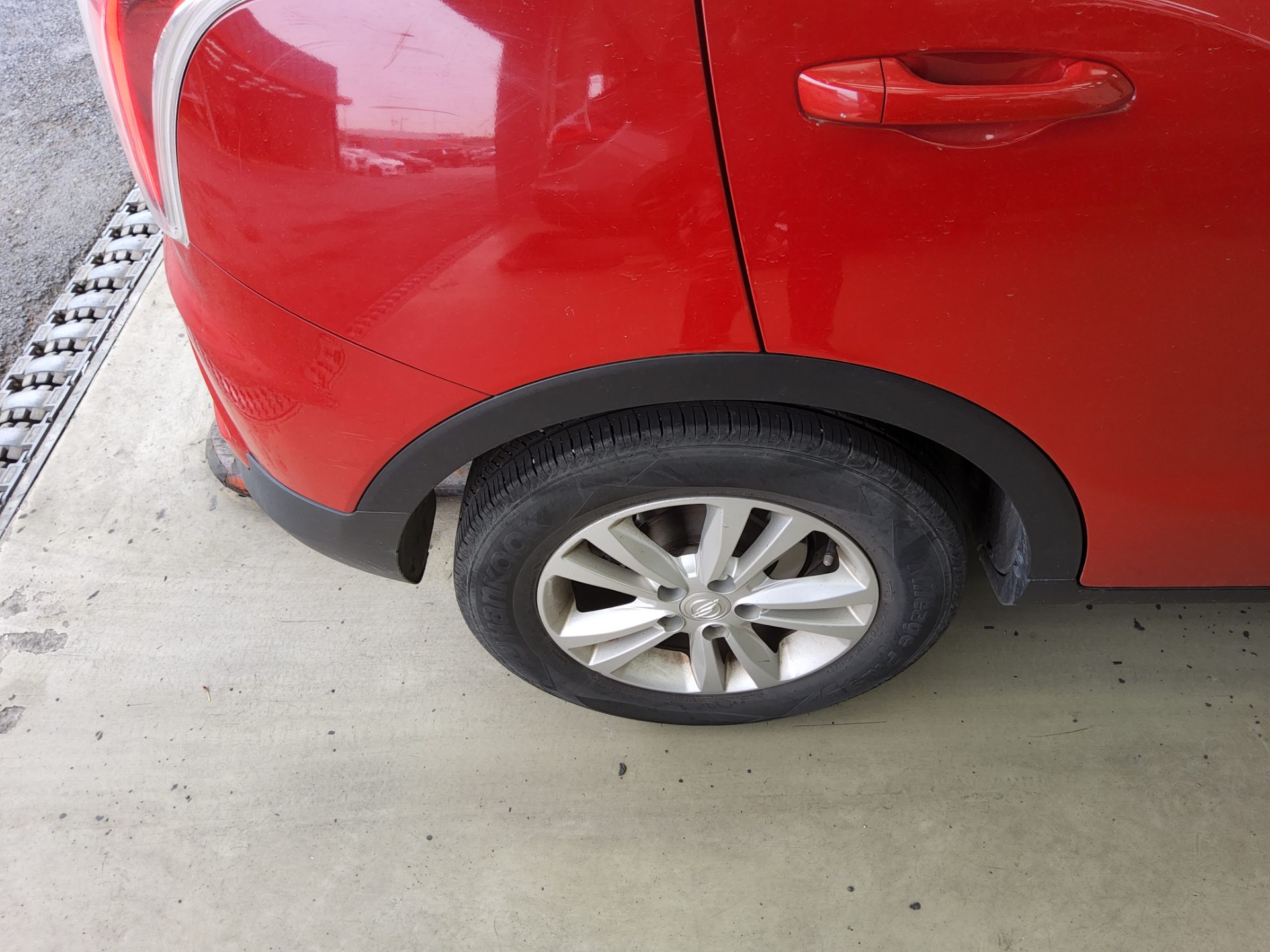 KG Mobility Tivoli 2016 - Image 20