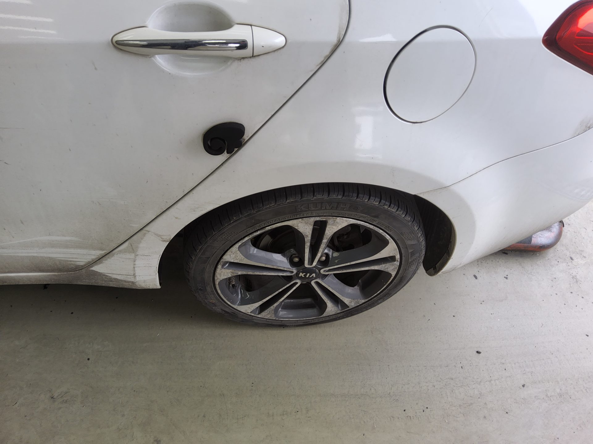 Kia K3 2013 - Image 18