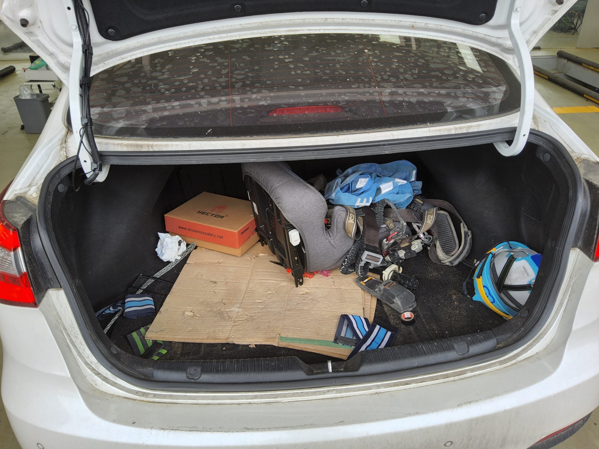 Kia K3 2013 - Image 14