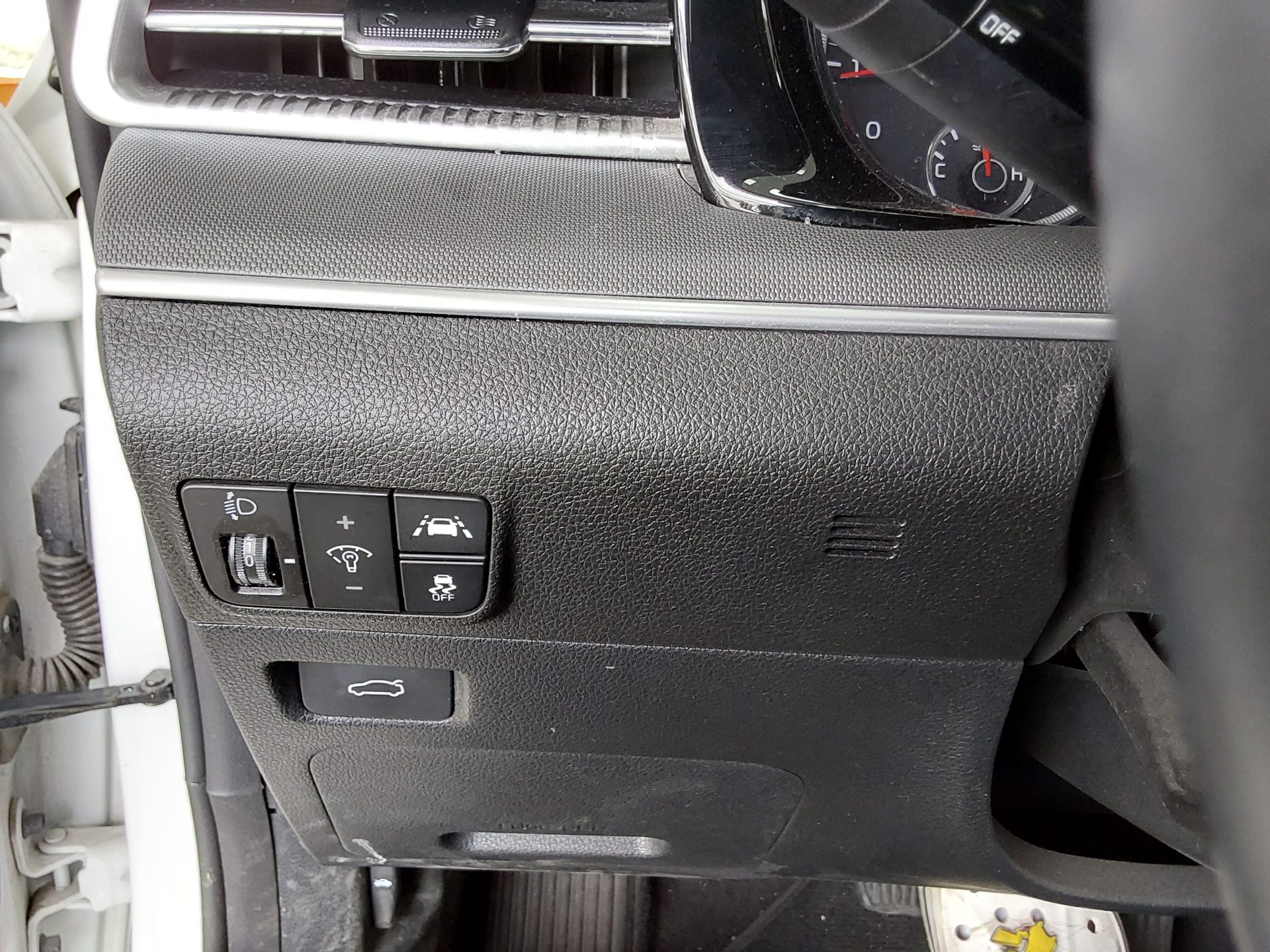 Kia K5 2021 - Image 17