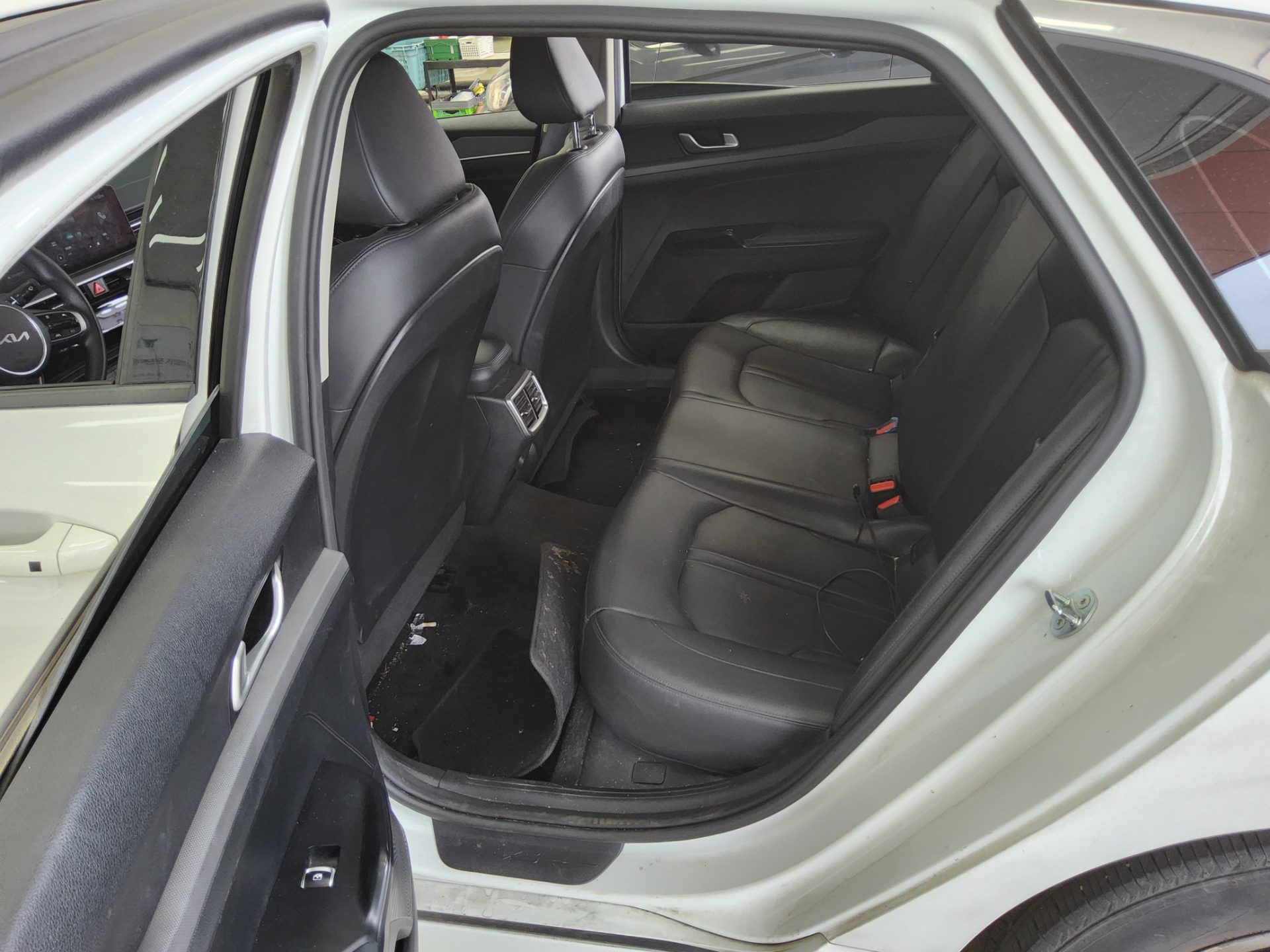 كيا K5 2024 - صورة 11