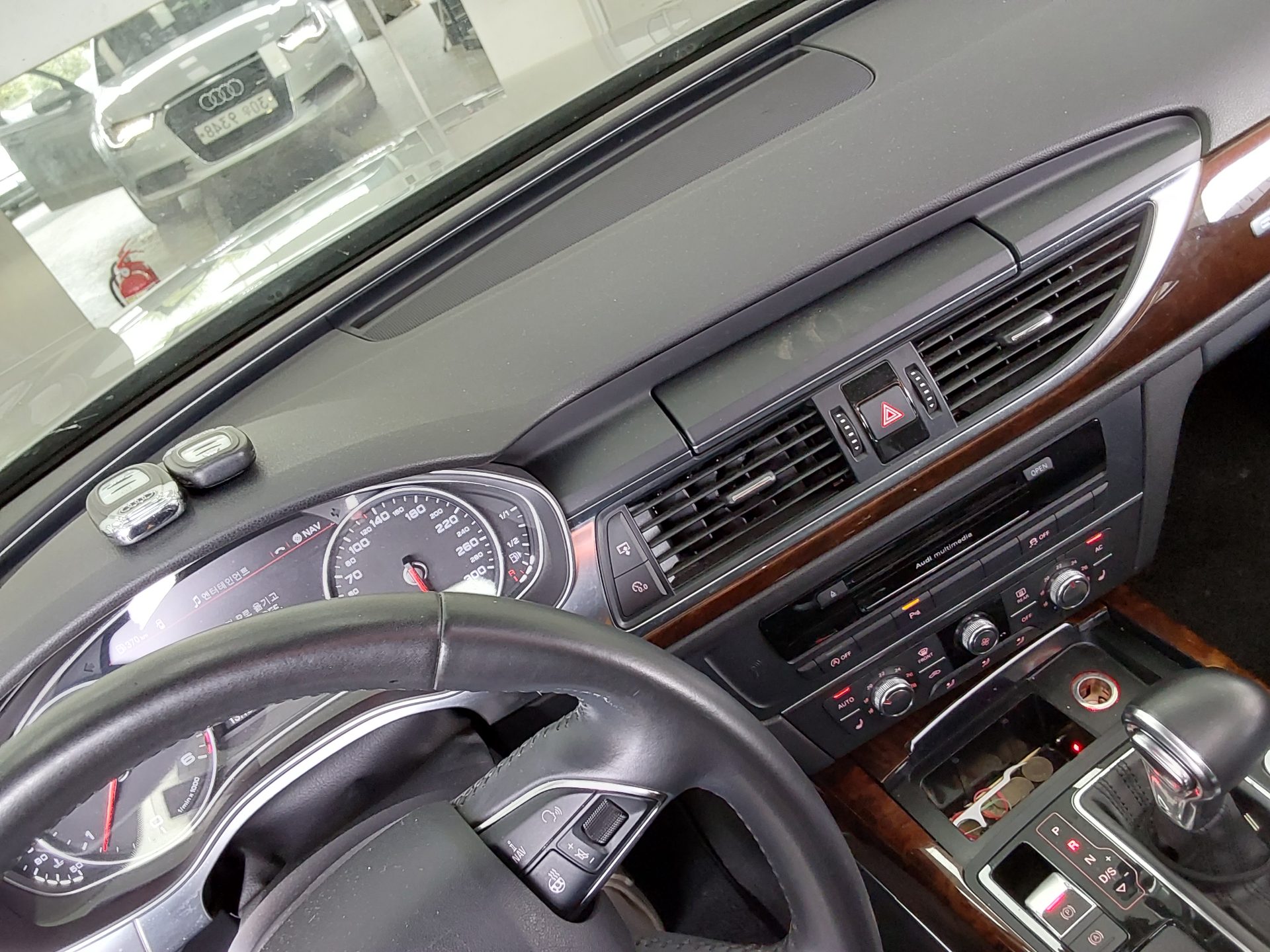 Audi A6 2013 - Image 16