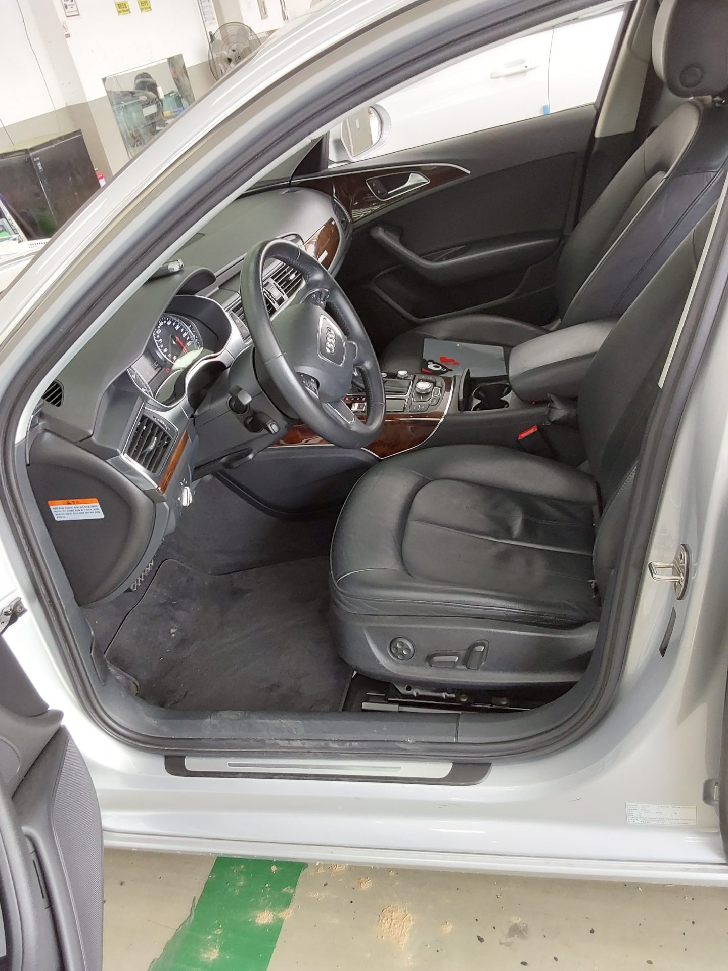 Audi A6 2013 - Image 9
