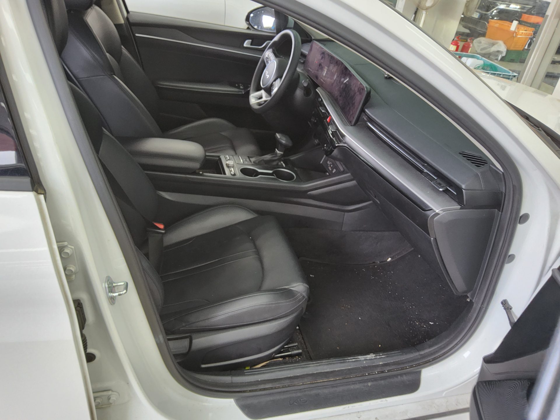 كيا K5 2024 - صورة 13