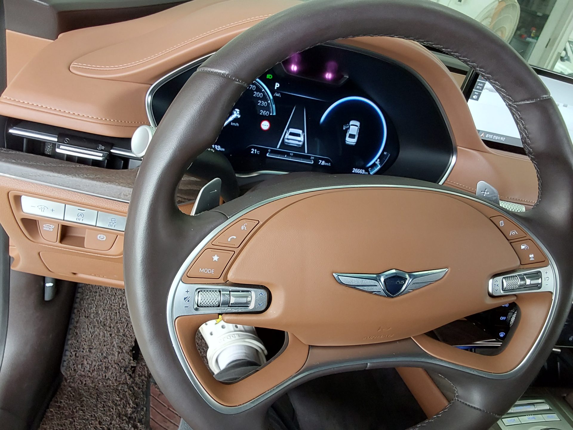 هيونداي جينيسيس 2023 - صورة 17