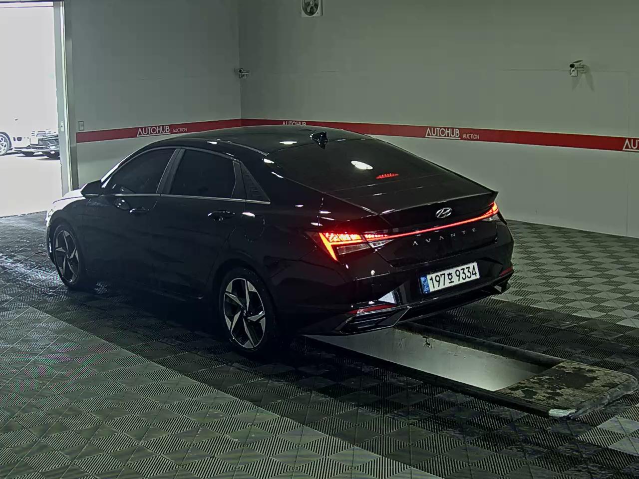 Hyundai Elantra 2022 - Image 5