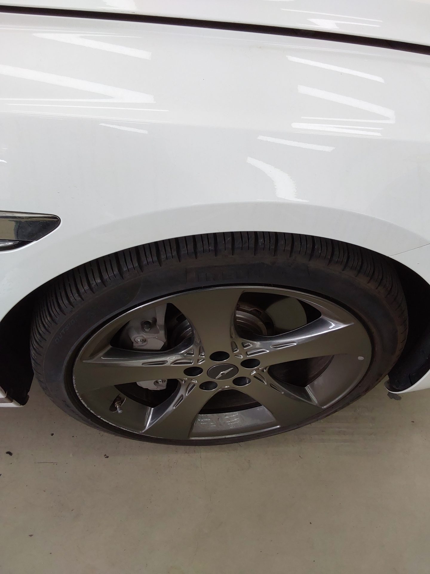 هيونداي جينيسيس 2023 - صورة 21