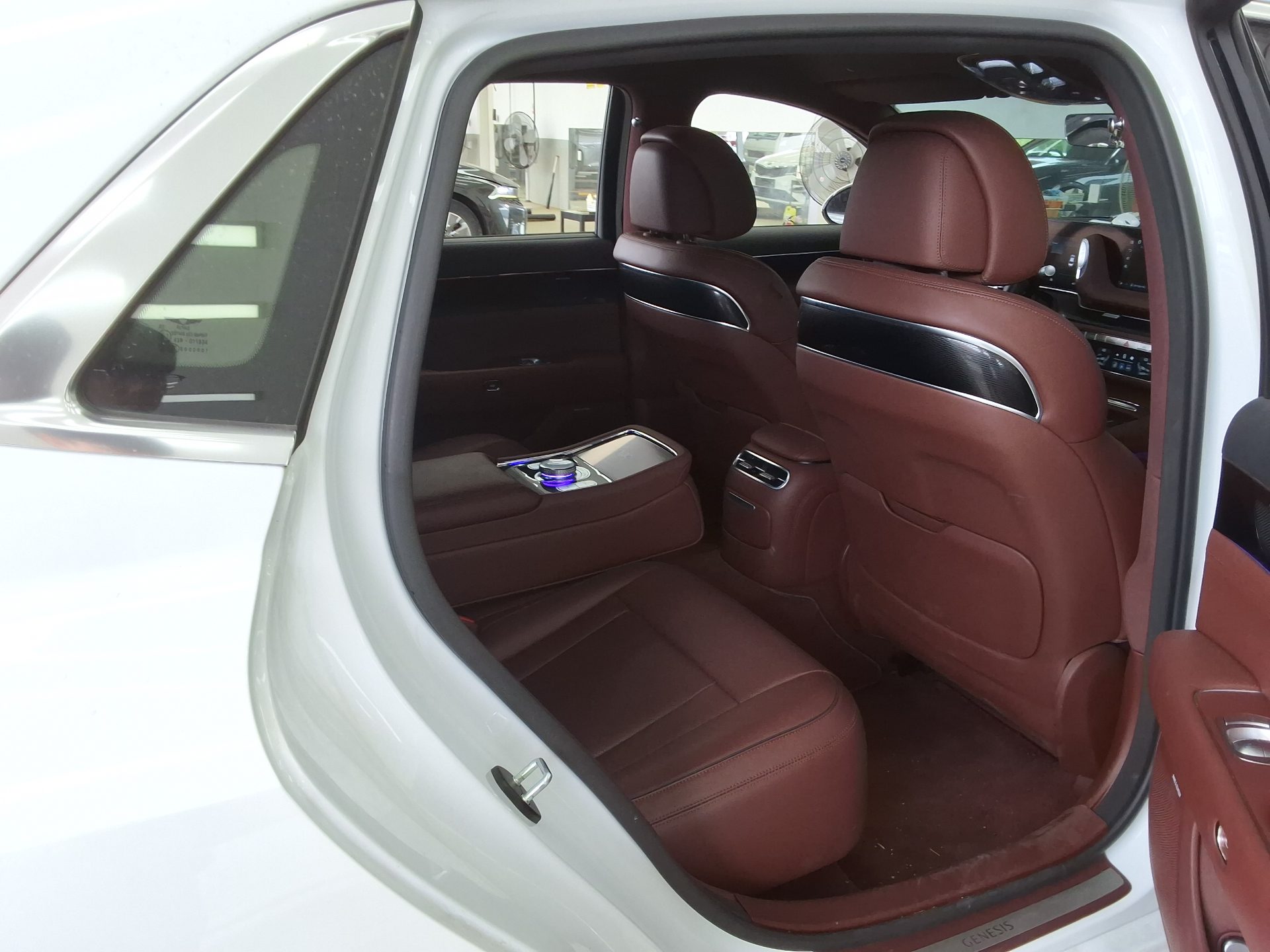 هيونداي جينيسيس 2023 - صورة 12