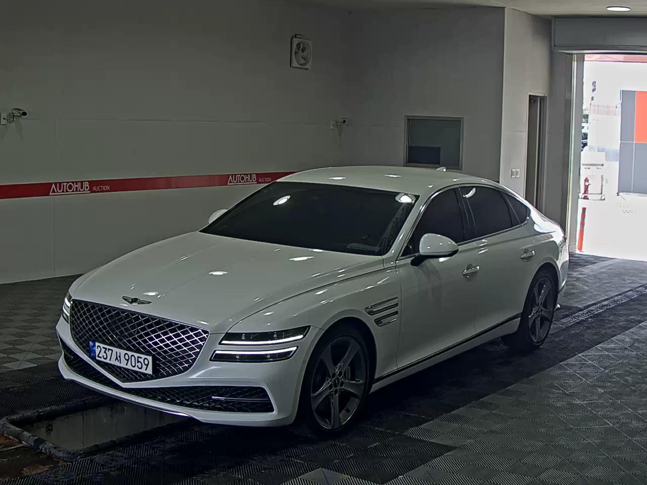 هيونداي جينيسيس