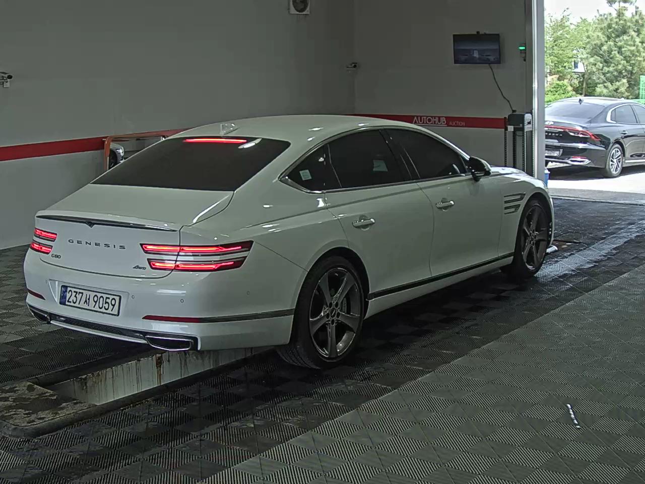 هيونداي جينيسيس 2023 - صورة 4