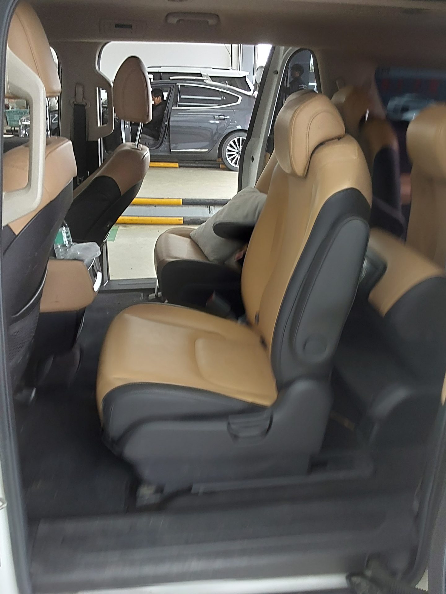 Kia Carnival 2023 - Image 11