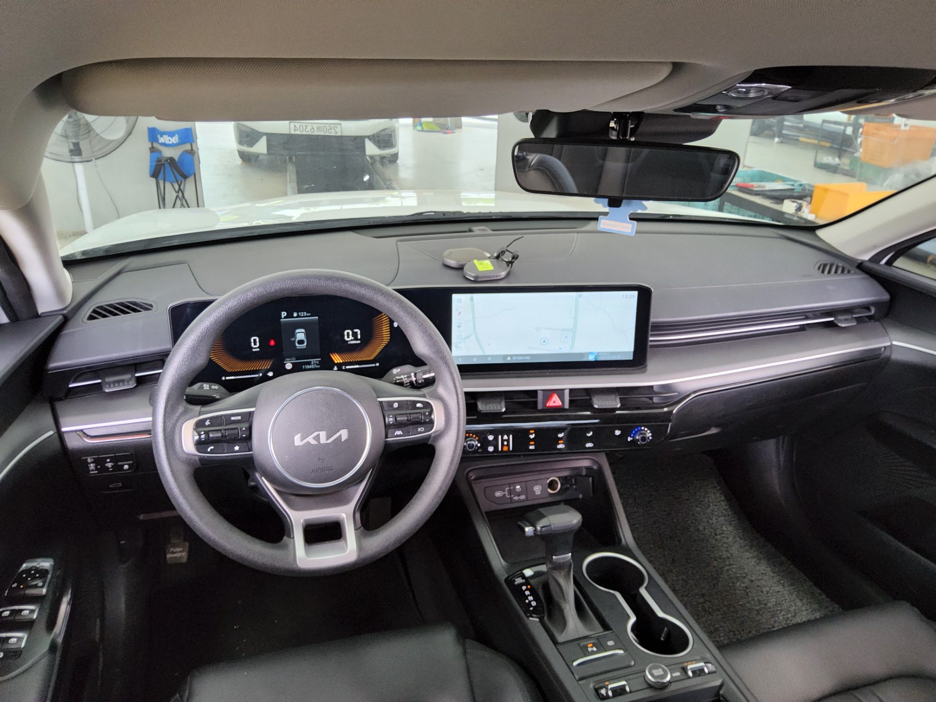 Kia K5 2024 - Image 10