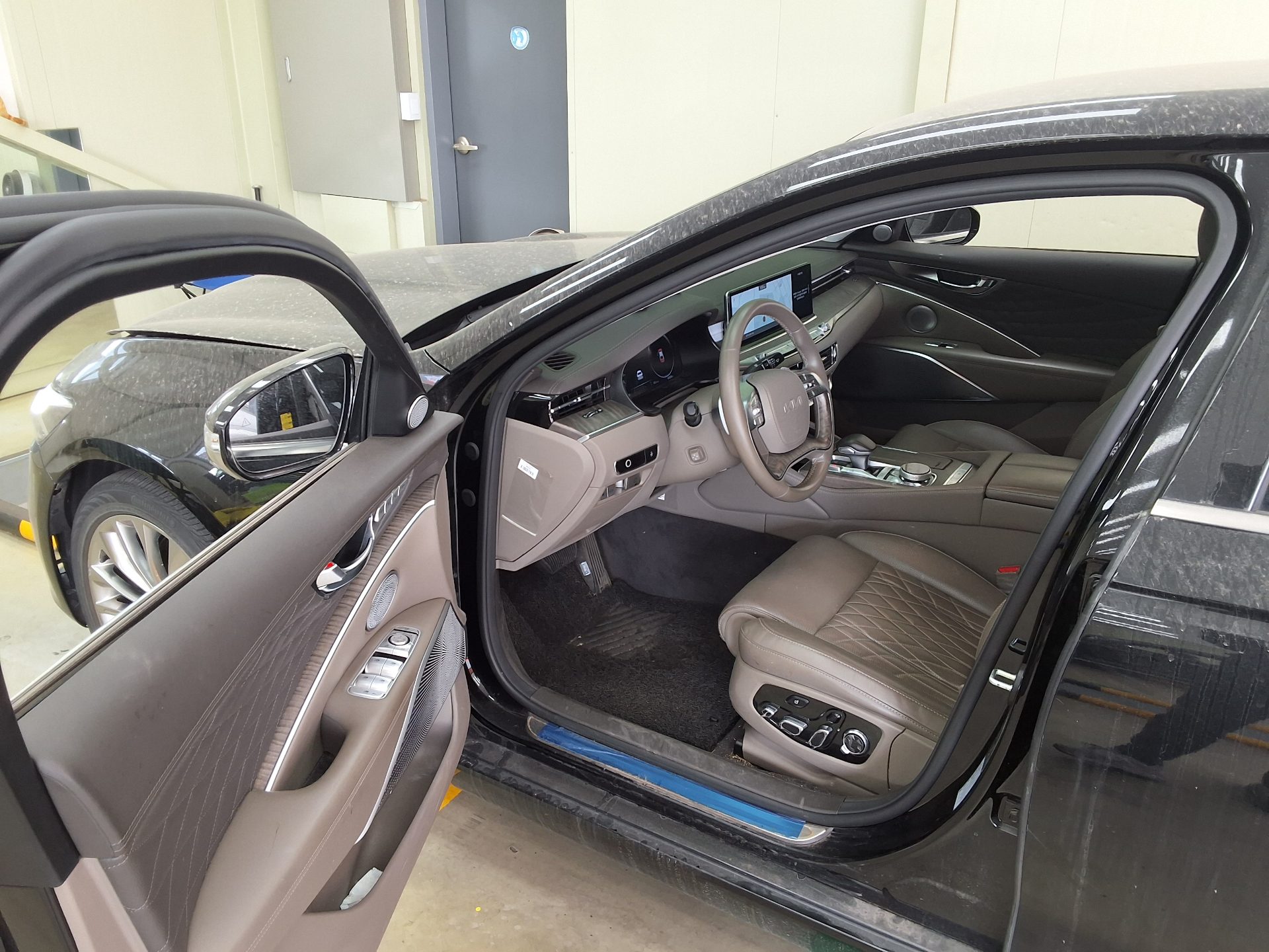 Kia Other 2022 - Image 9