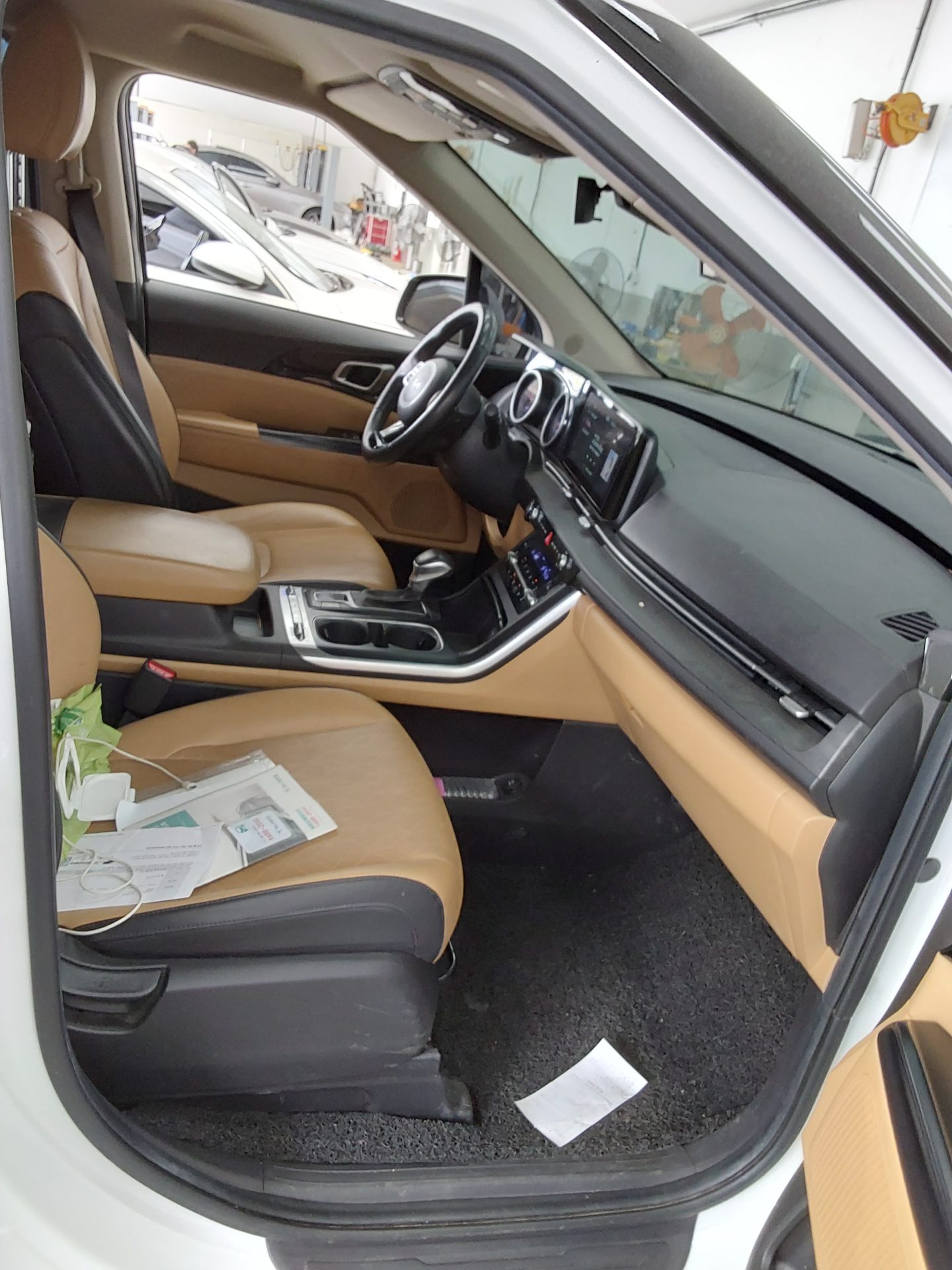 Kia Carnival 2023 - Image 13