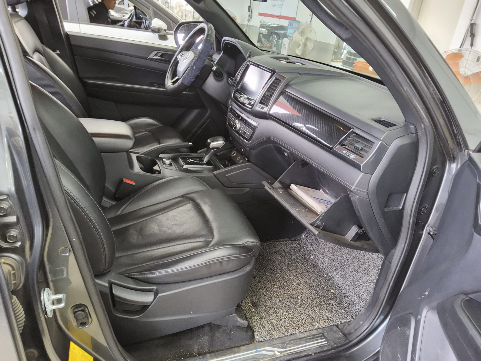 KG Mobility Rexton Sports 2021 - Image 13