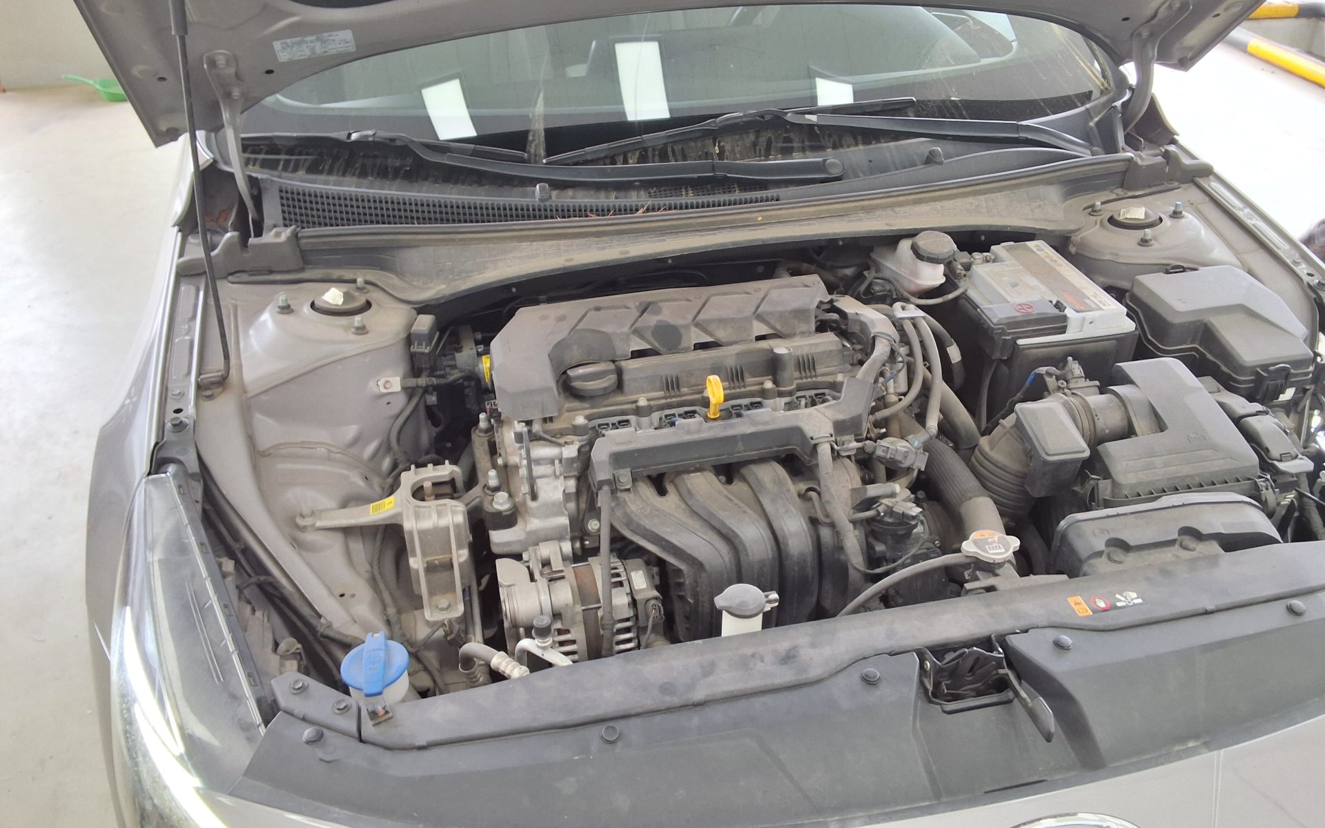 Hyundai Elantra 2022 - Image 21