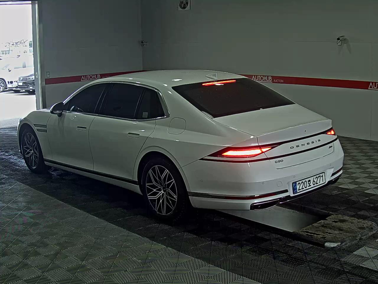 هيونداي جينيسيس 2023 - صورة 5