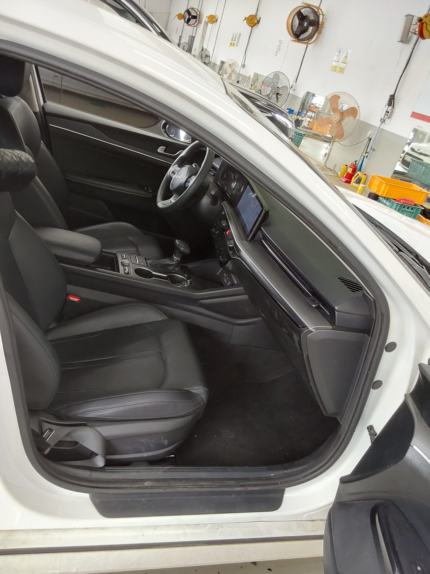 Kia K5 2024 - Image 13