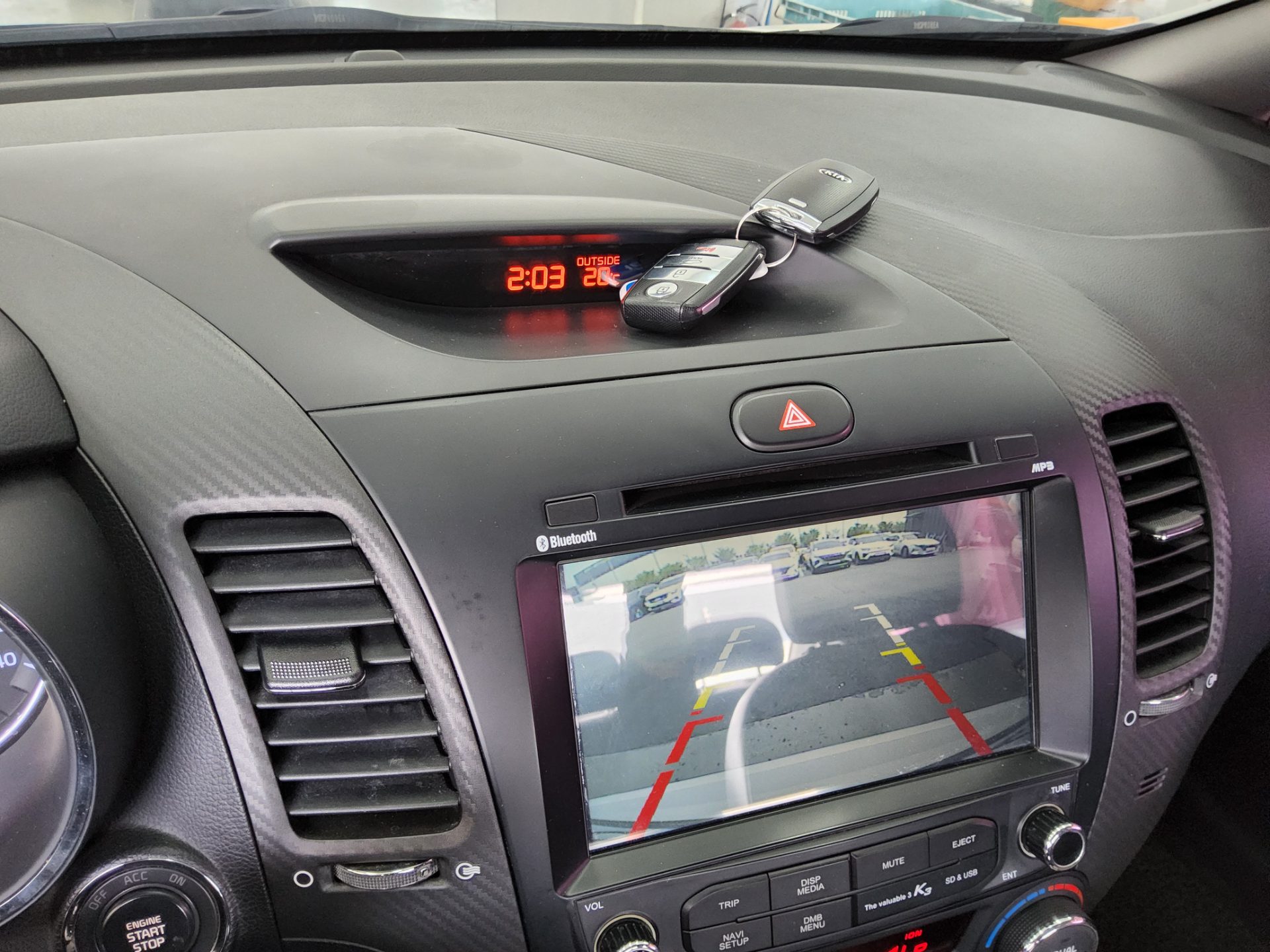 Kia K3 2015 - Image 17