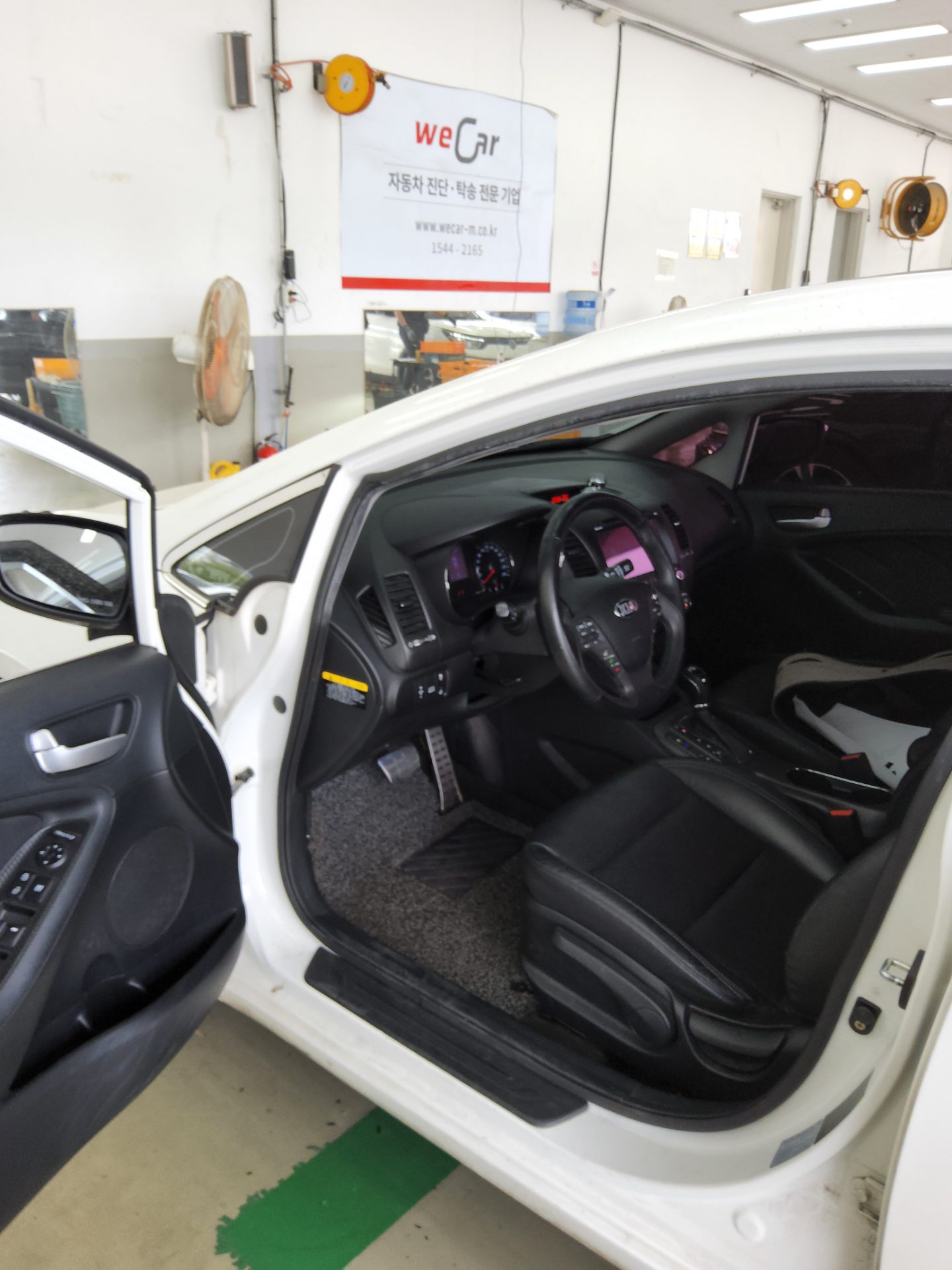 Kia K3 2015 - Image 9