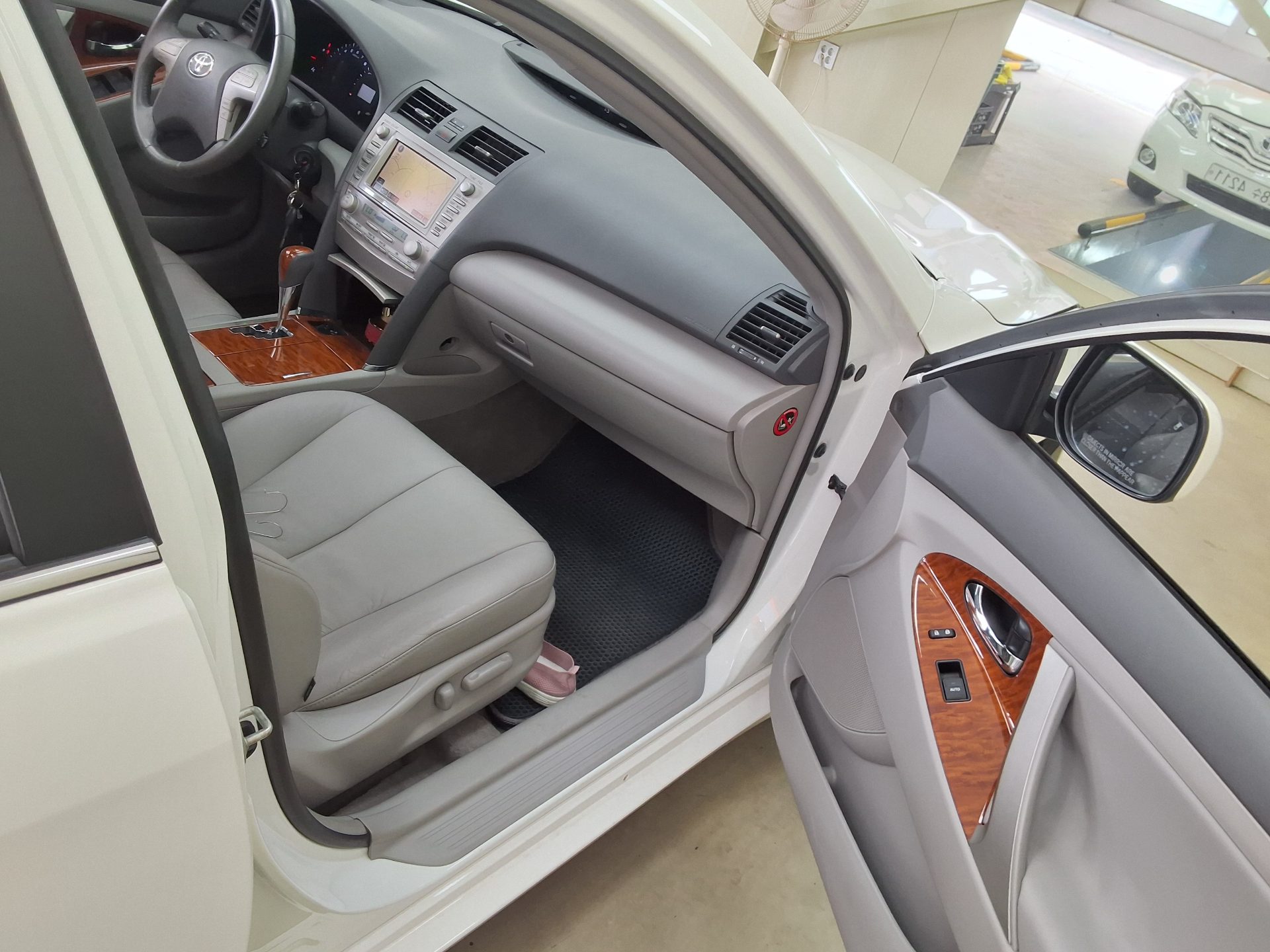 تويوتا كامري 2011 - صورة 13