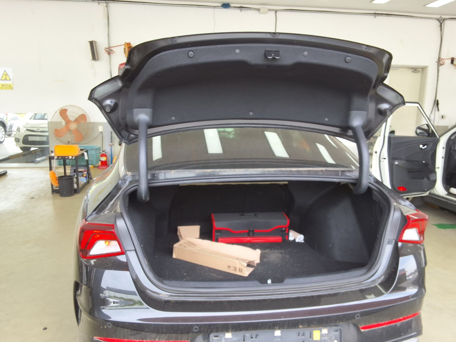 Kia K5 2022 - Image 14