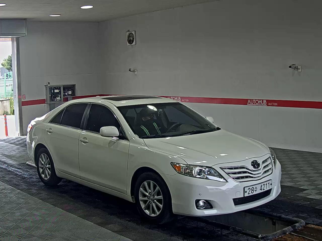 تويوتا كامري 2011 - صورة 2