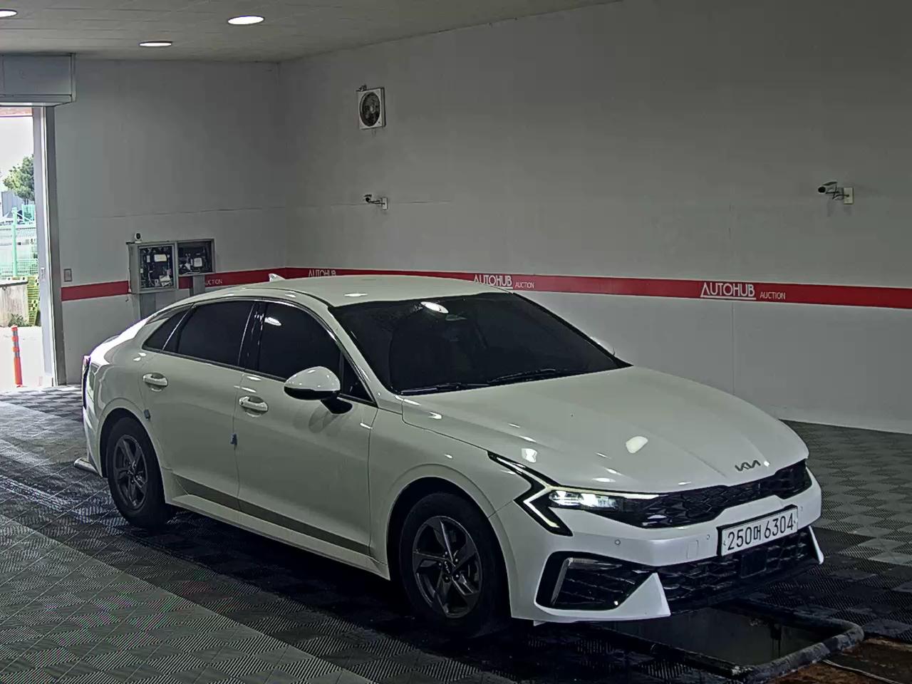 Kia K5 2024 - Image 2