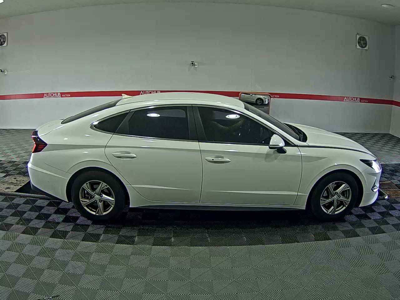 Hyundai Sonata 2020 - Image 3