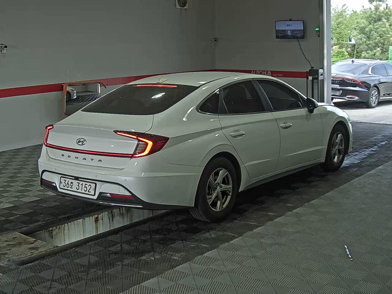 Hyundai Sonata 2020 - Image 4