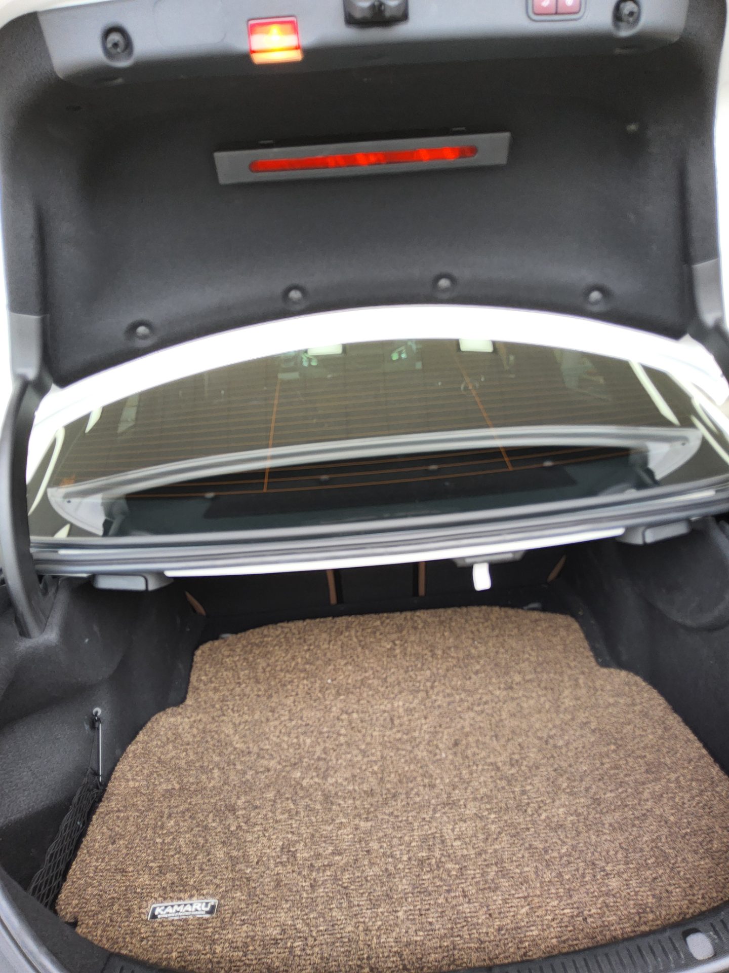 메르세데스-벤츠 E-클래스 2017 - 이미지 15