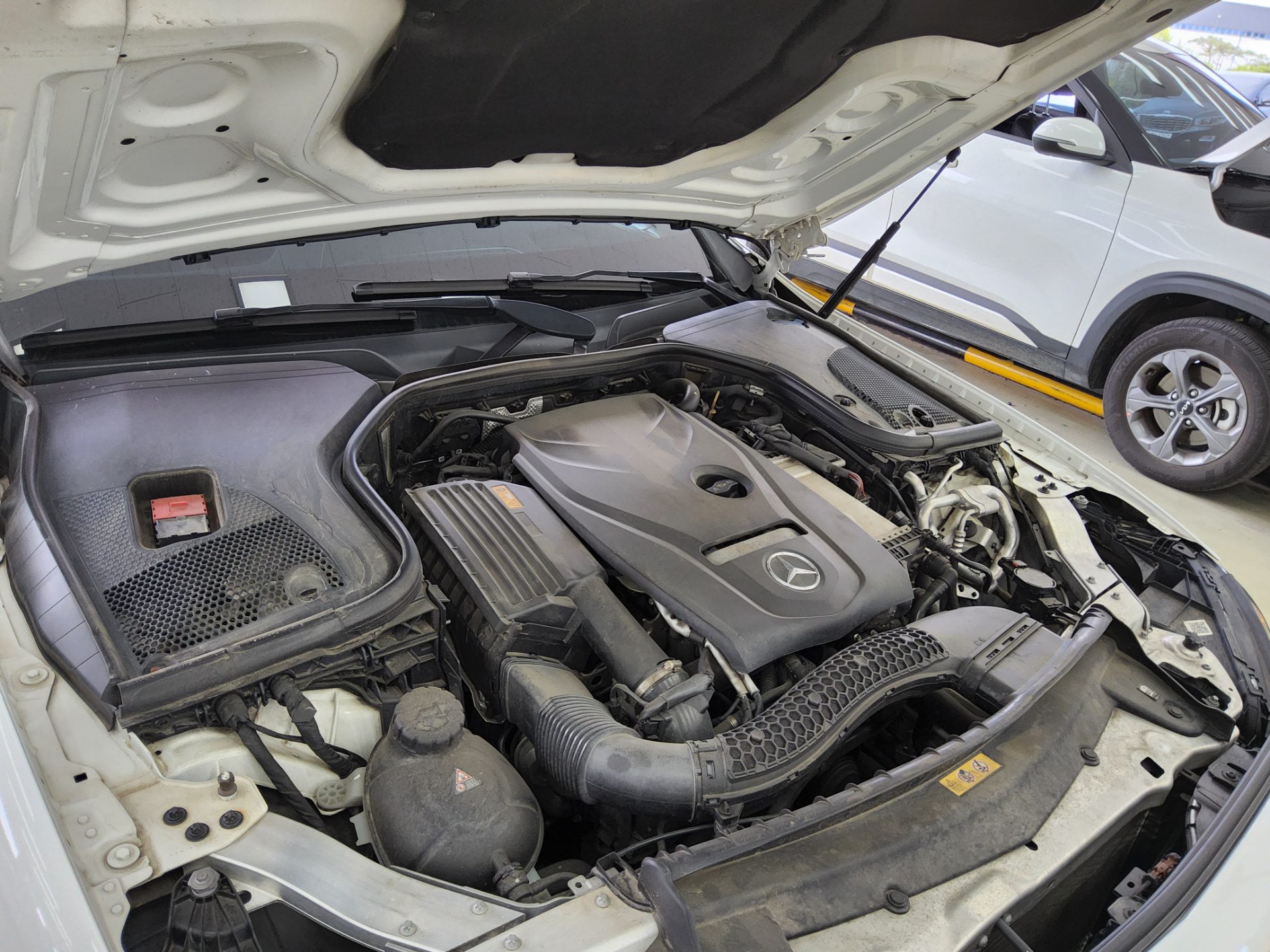 메르세데스-벤츠 E-클래스 2017 - 이미지 20