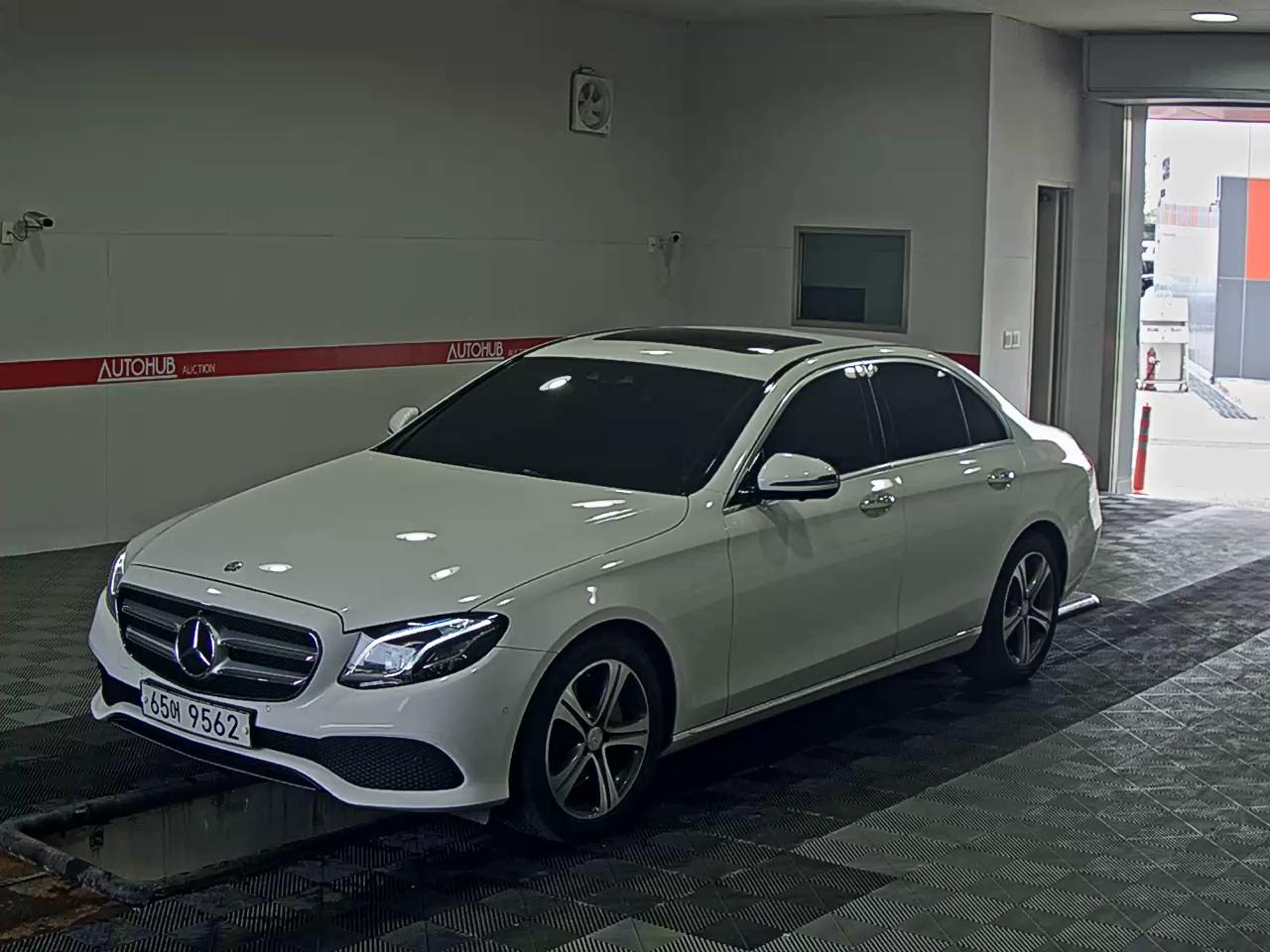 메르세데스-벤츠 E-클래스