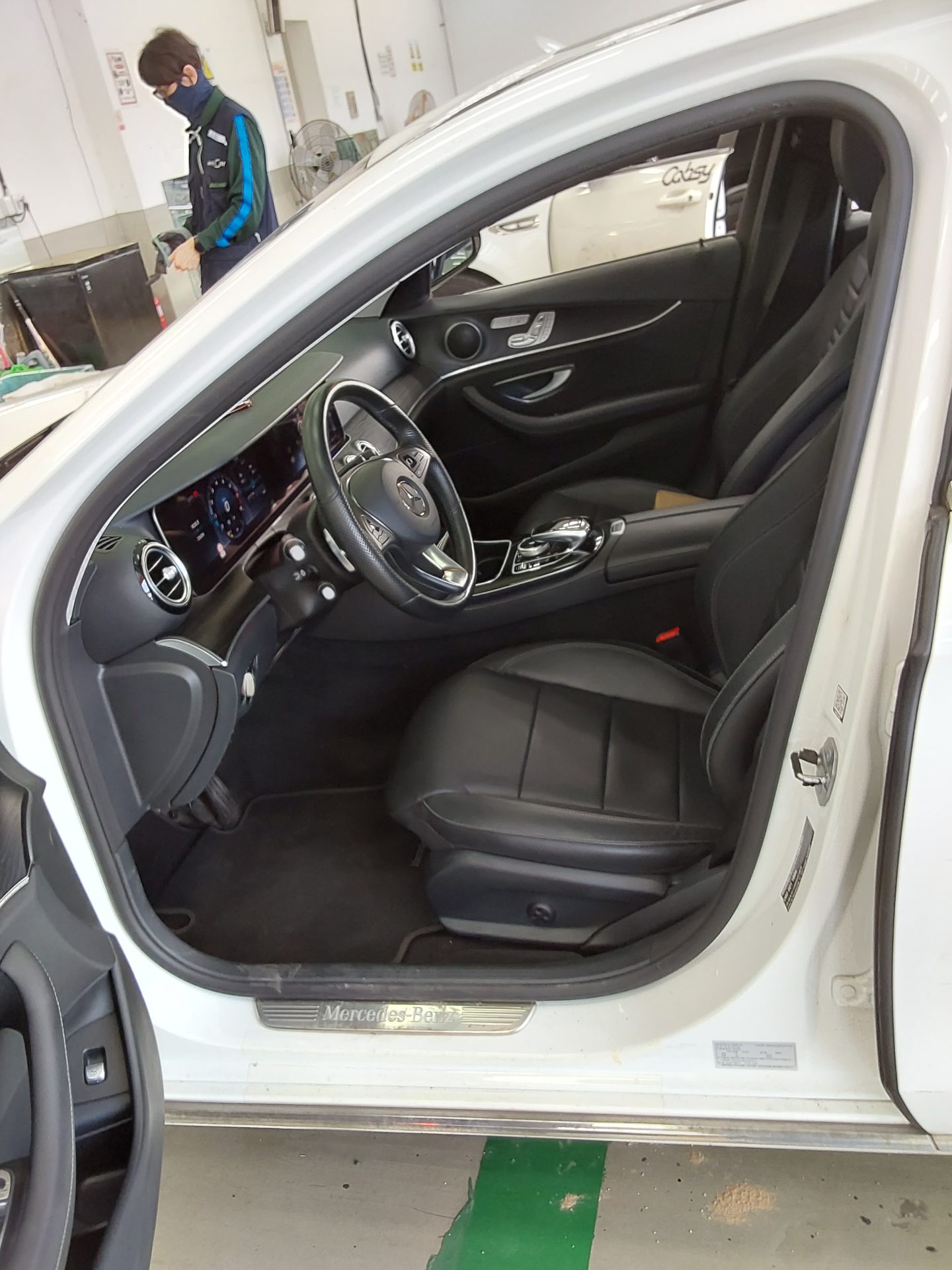 메르세데스-벤츠 E-클래스 2018 - 이미지 9