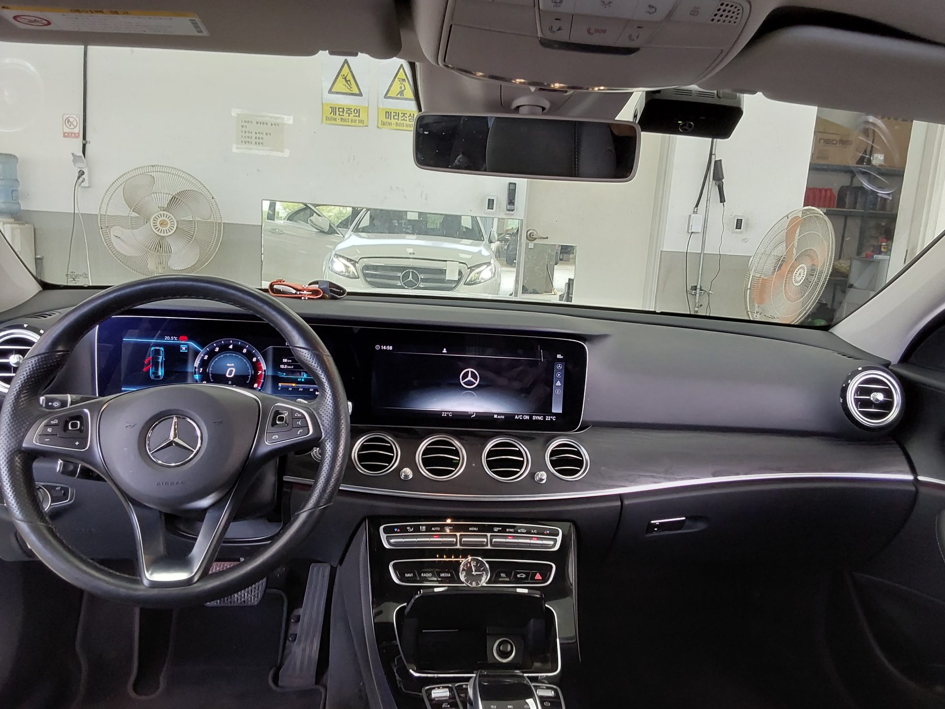 메르세데스-벤츠 E-클래스 2018 - 이미지 10