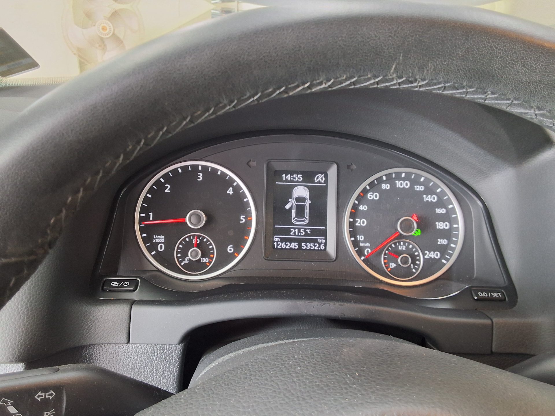 Volkswagen Tiguan 2016 - Image 8