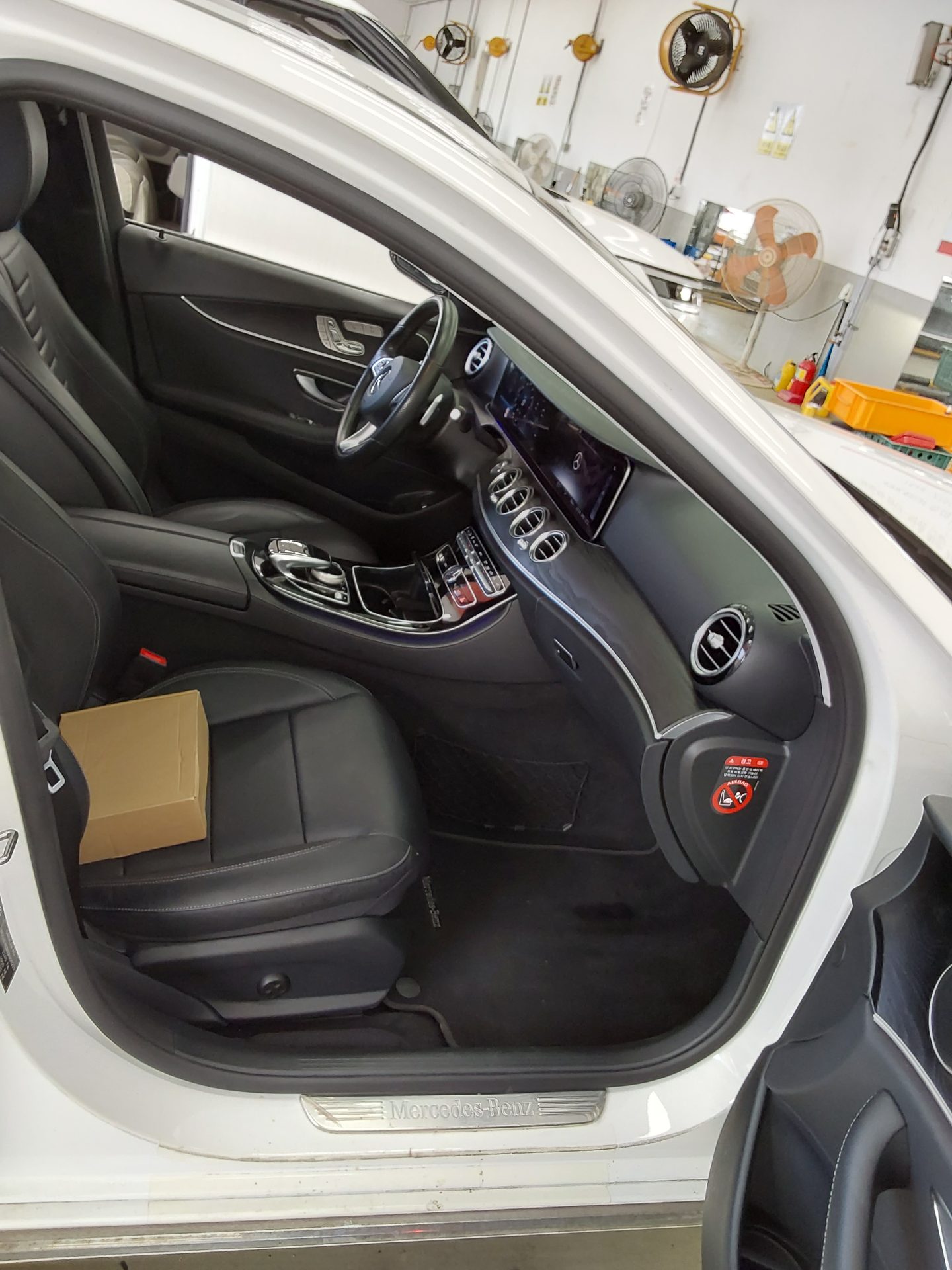 메르세데스-벤츠 E-클래스 2018 - 이미지 13