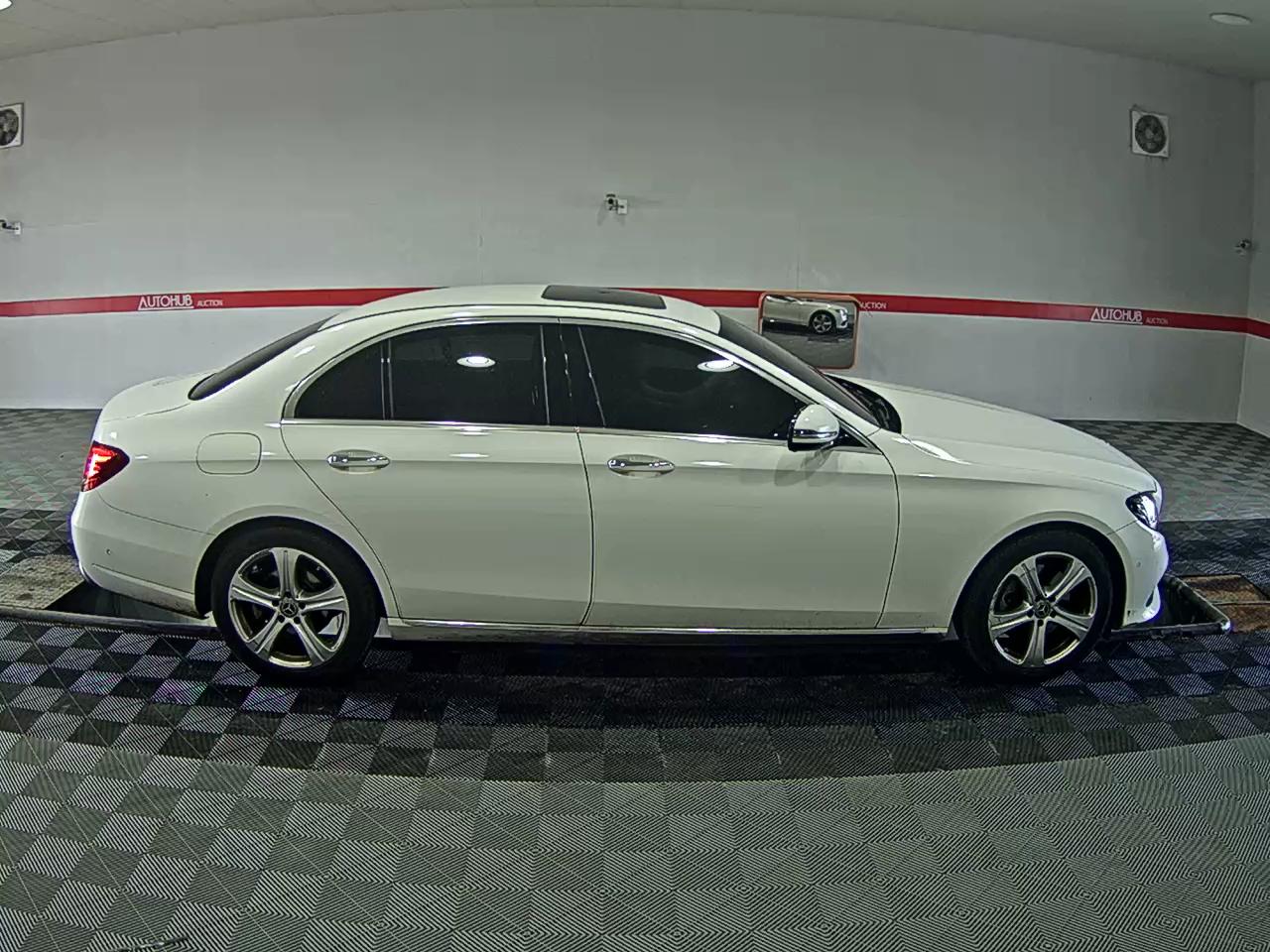 메르세데스-벤츠 E-클래스 2018 - 이미지 3