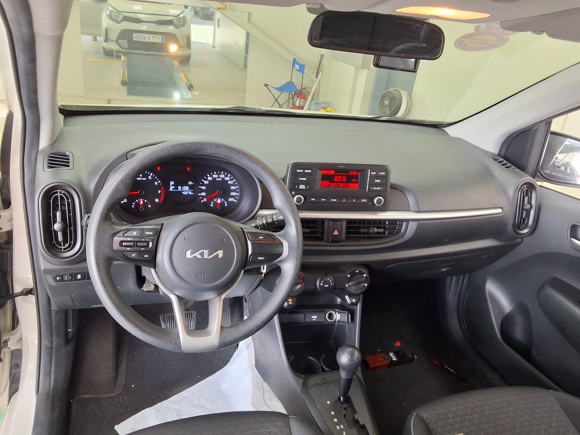 Kia Morning 2023 - Image 18
