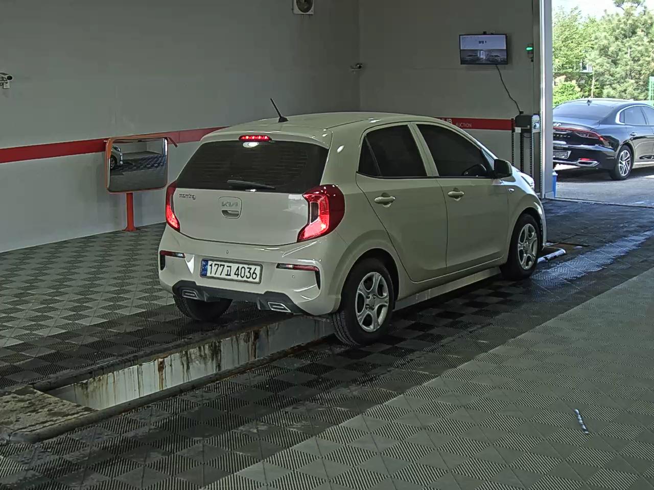 Kia Morning 2023 - Image 4